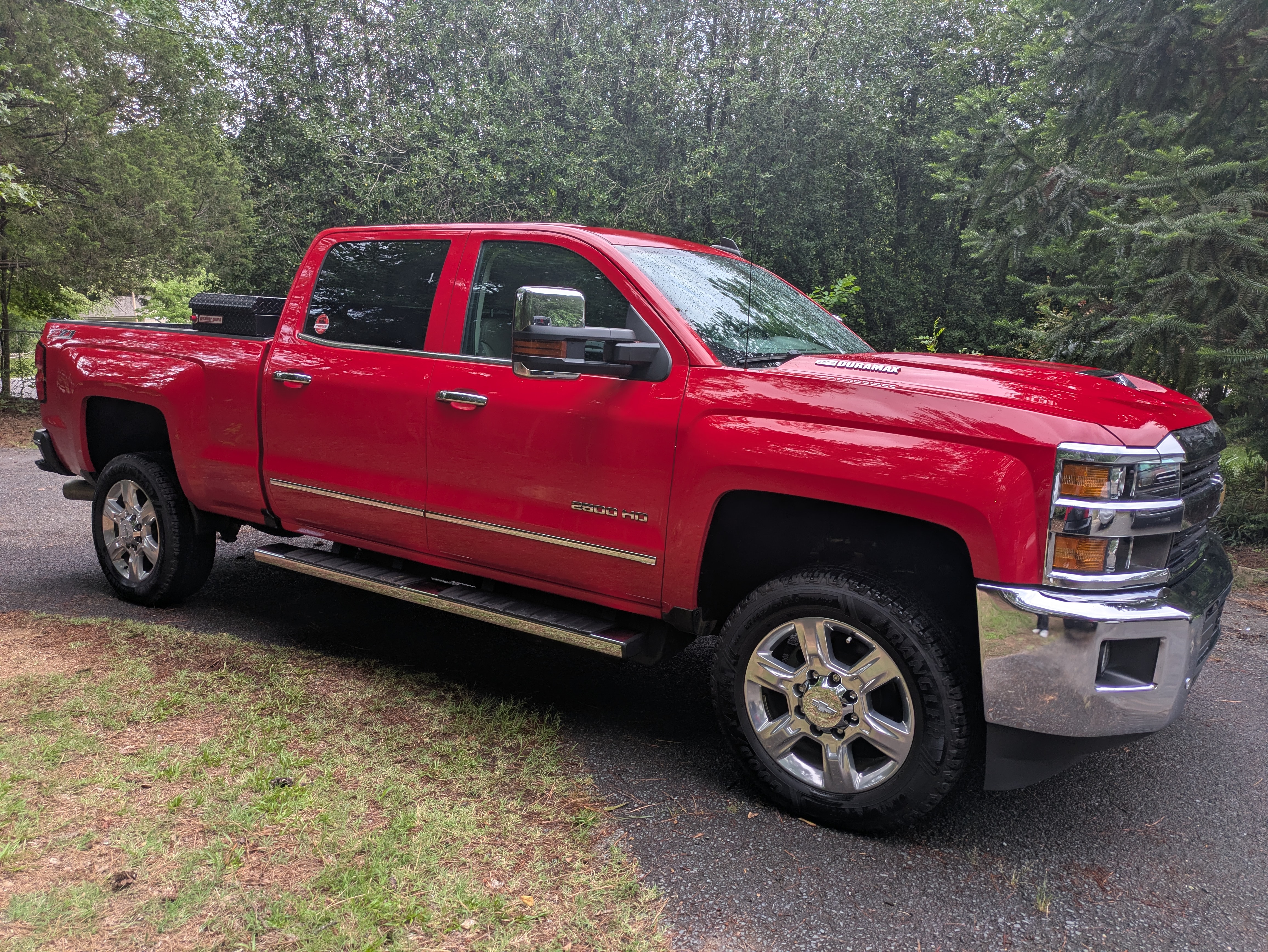 Used 2017 Chevrolet Silverado 2500 LTZ w/ Duramax Plus Package AWD/4WD image 4