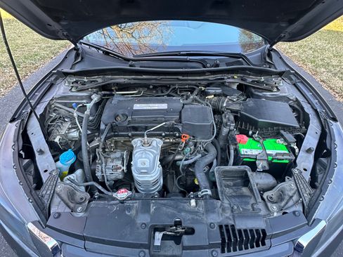 Used 2015 Honda Accord EX-L image 9