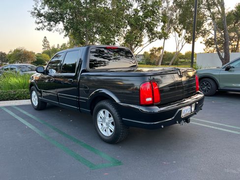 Used 2002 Lincoln Blackwood image 4