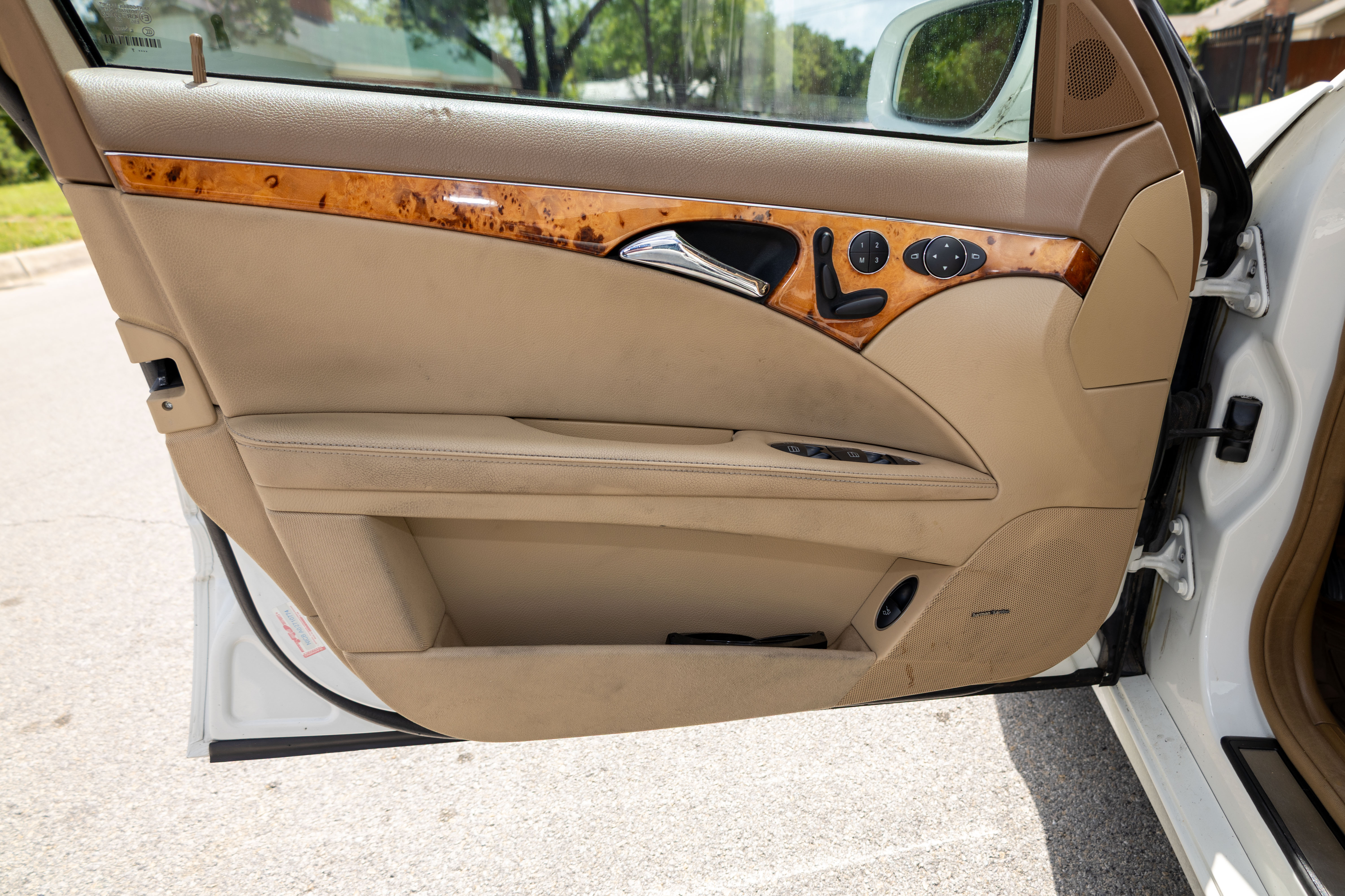 Used 2007 Mercedes-Benz E 320 BlueTEC Sedan image 21