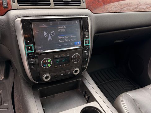 Used 2011 Chevrolet Silverado 3500 LTZ w/ LTZ Plus Package image 11