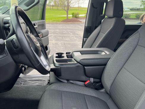 Used 2022 GMC Sierra 2500 SLE w/ Preferred Package AWD/4WD image 19