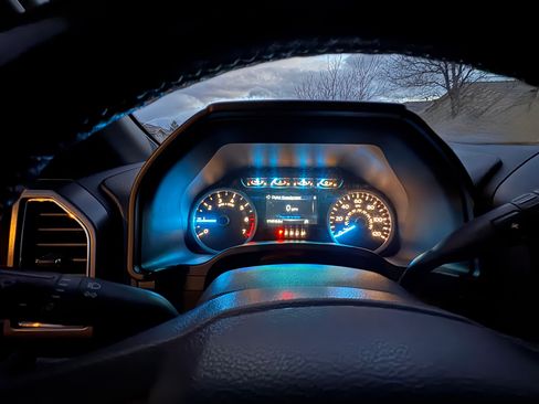 Used 2017 Ford F150 XLT w/ Equipment Group 301A Mid image 17