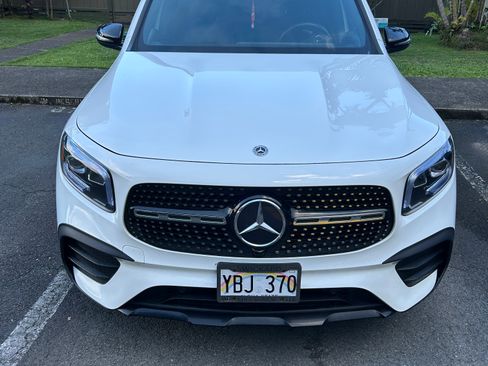 Used 2022 Mercedes-Benz GLB 250 4MATIC image 4