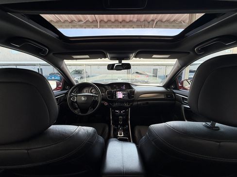 Used 2017 Honda Accord EX-L image 11