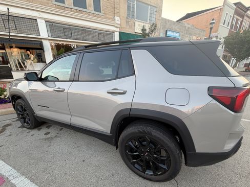 Used 2027 GMC Terrain Elevation w/ Elevation Premium Package AWD/4WD image 1