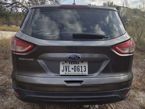 Used 2014 Ford Escape S image 6