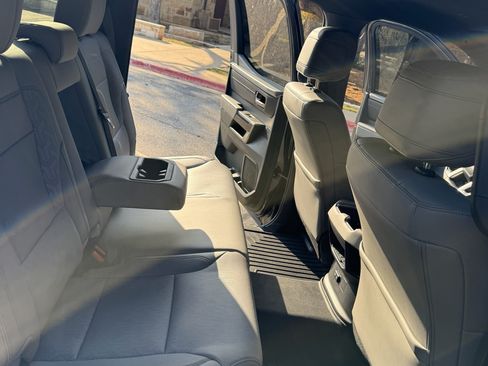 Used 2025 Toyota Tundra Limited image 14