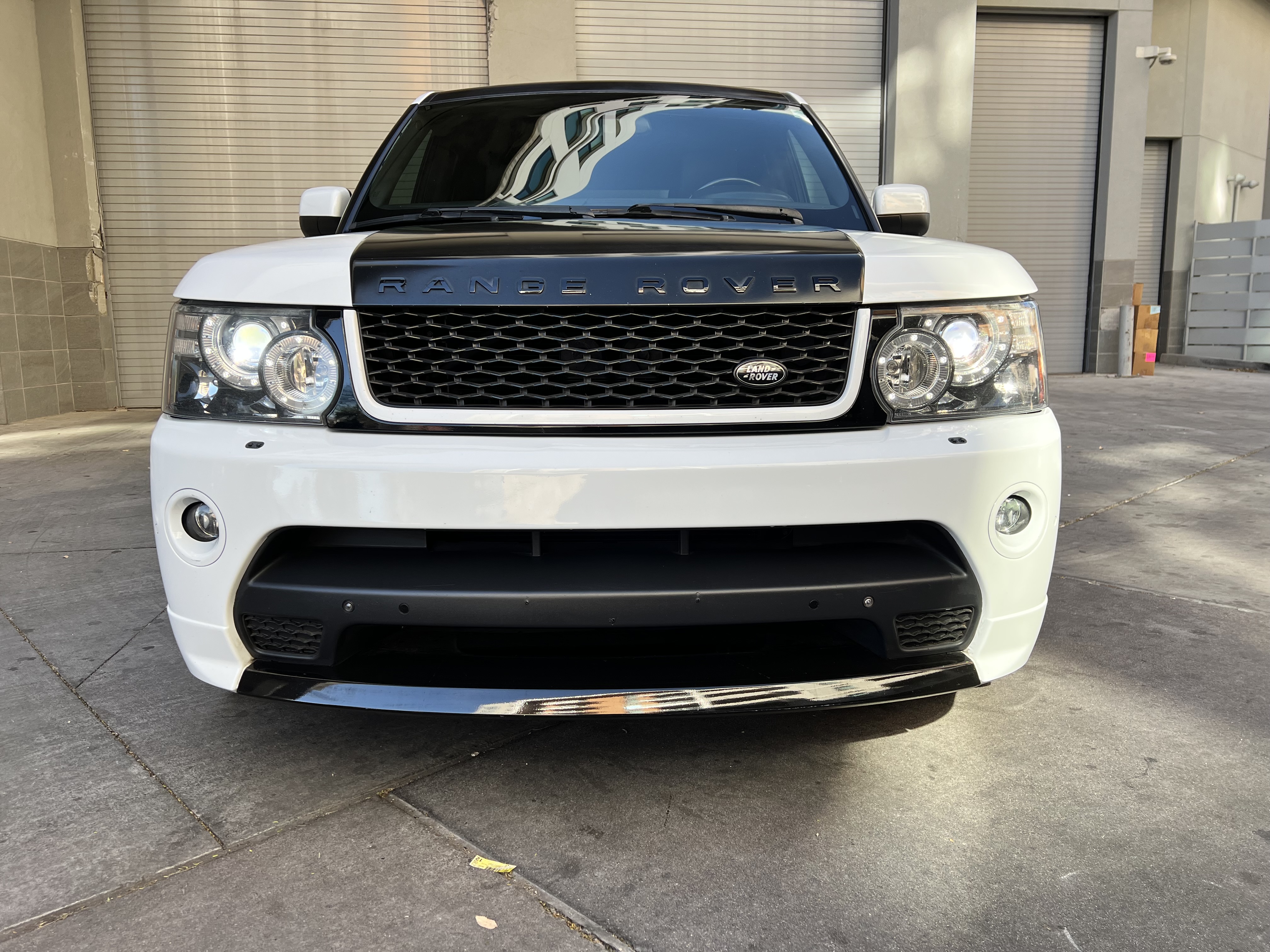 Used 2012 Land Rover Range Rover Sport Autobiography AWD/4WD image 1