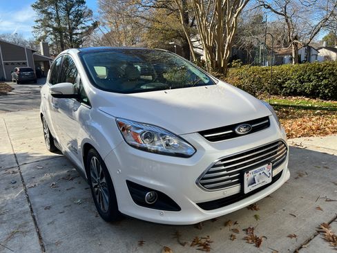 Used 2017 Ford C-MAX Energi Titanium w/ Equipment Group 501A image 1