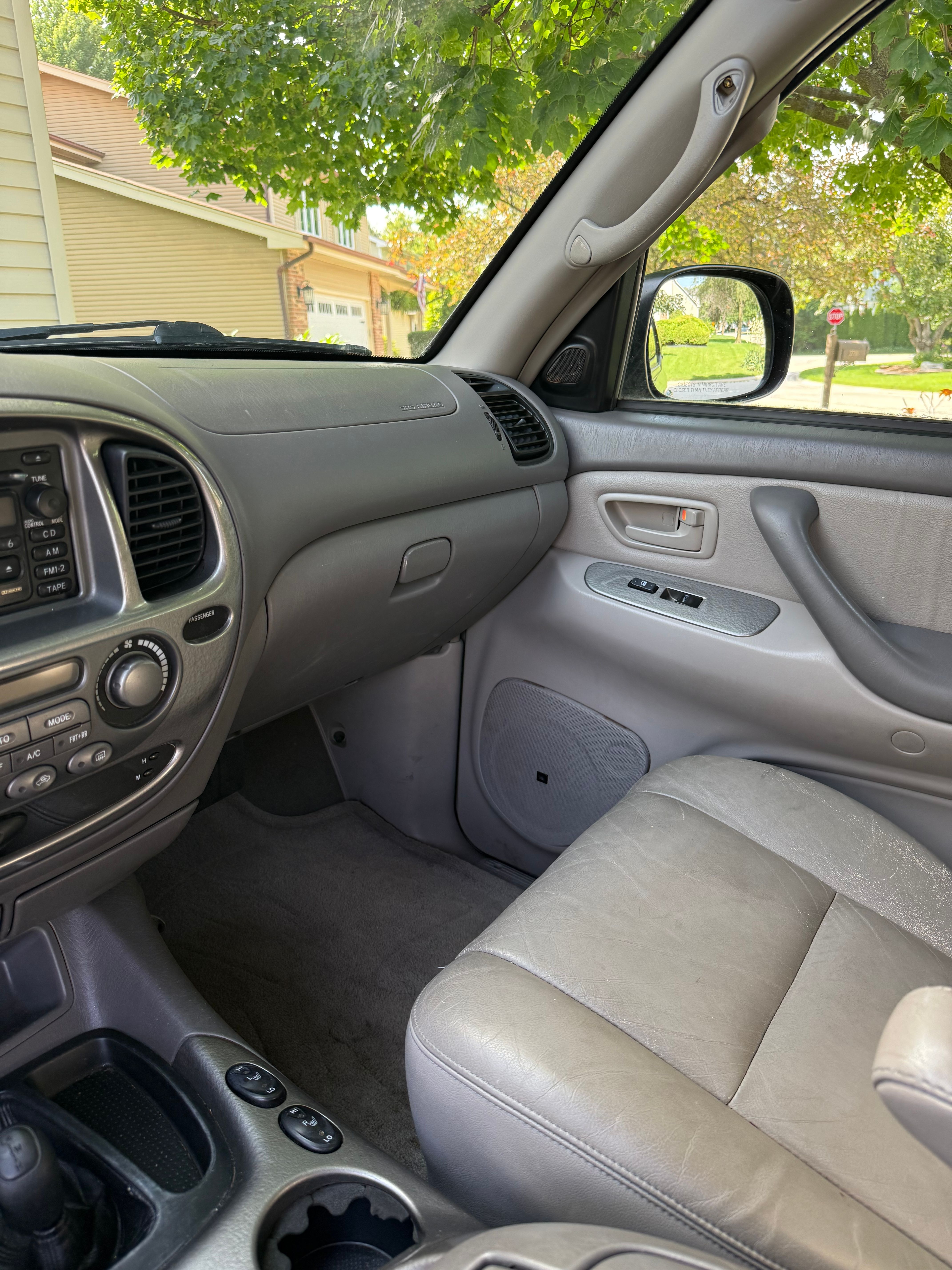 Used 2002 Toyota Sequoia Limited AWD/4WD image 8
