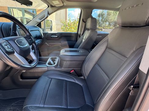 Used 2022 GMC Sierra 2500 Denali w/ Denali Ultimate Package image 10