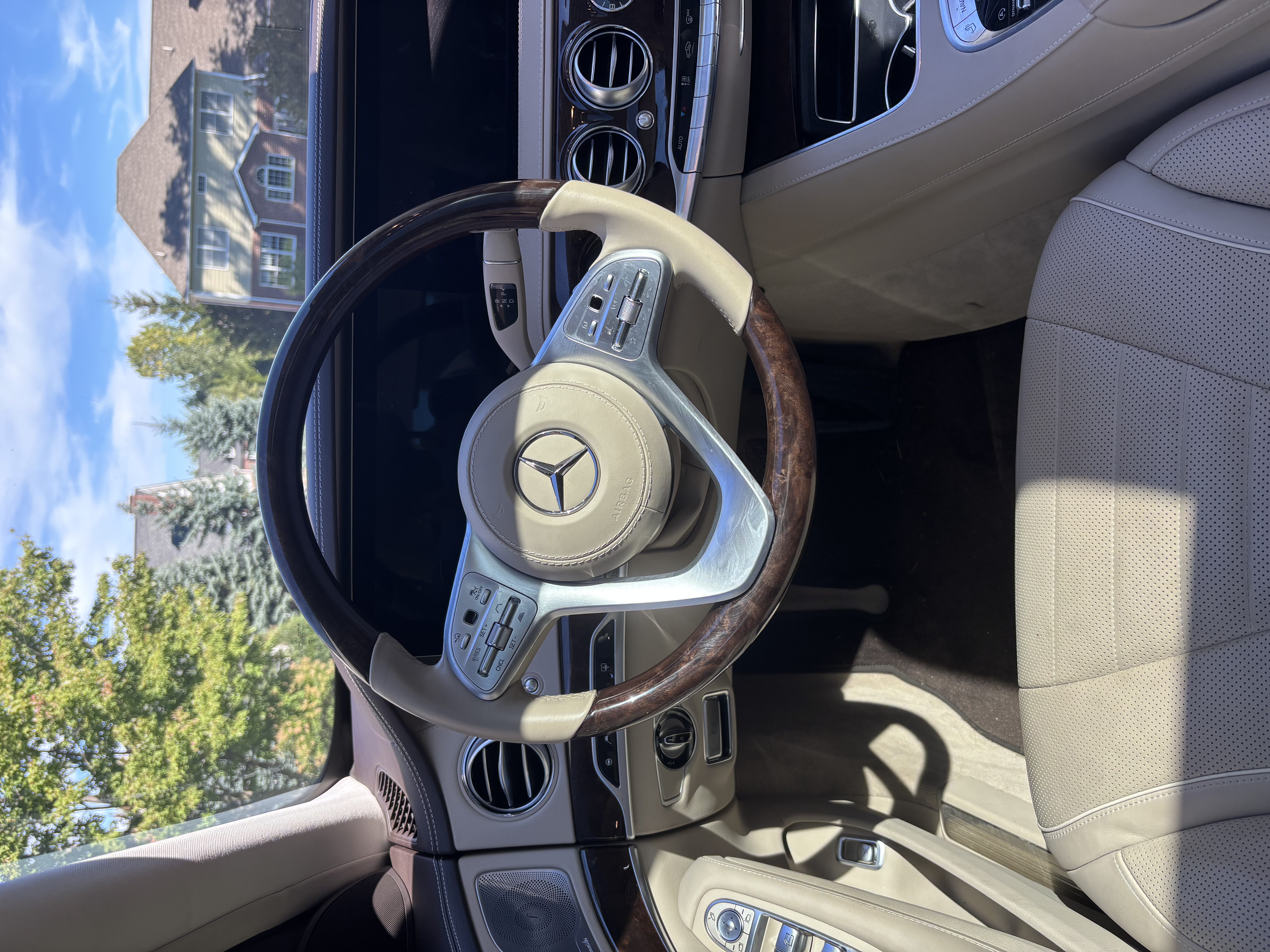 Used 2019 Mercedes-Benz S 560 Sedan image 13