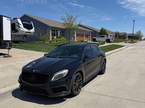 Used 2017 Mercedes-Benz GLA 45 AMG 4MATIC image 2