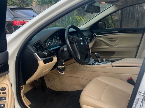Used 2014 BMW 528i xDrive Sedan image 8