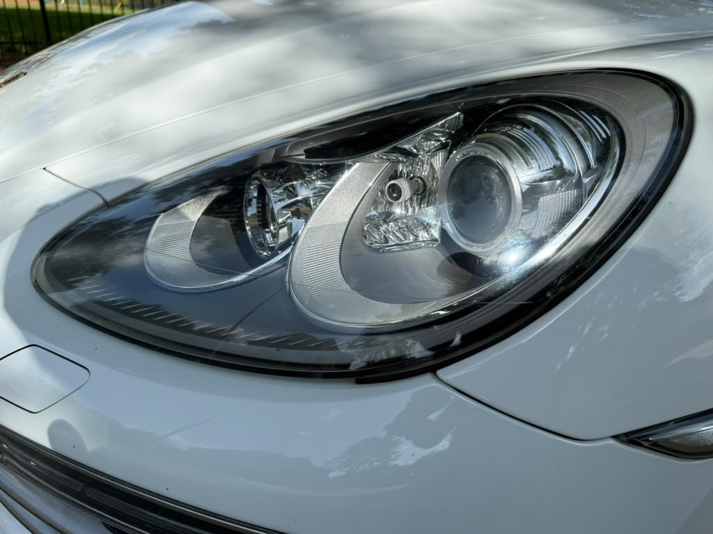 Used 2014 Porsche Cayenne Diesel Platinum Edition AWD/4WD image 9