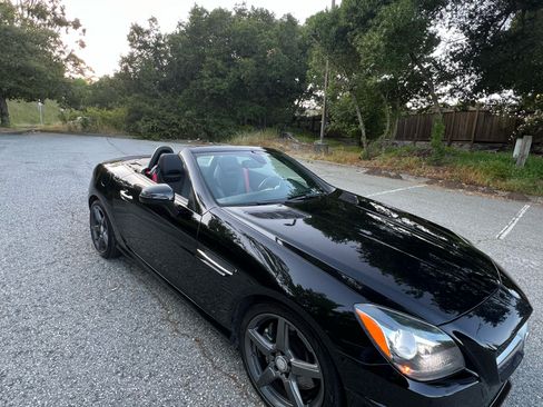 Used 2015 Mercedes-Benz SLK 250 image 14