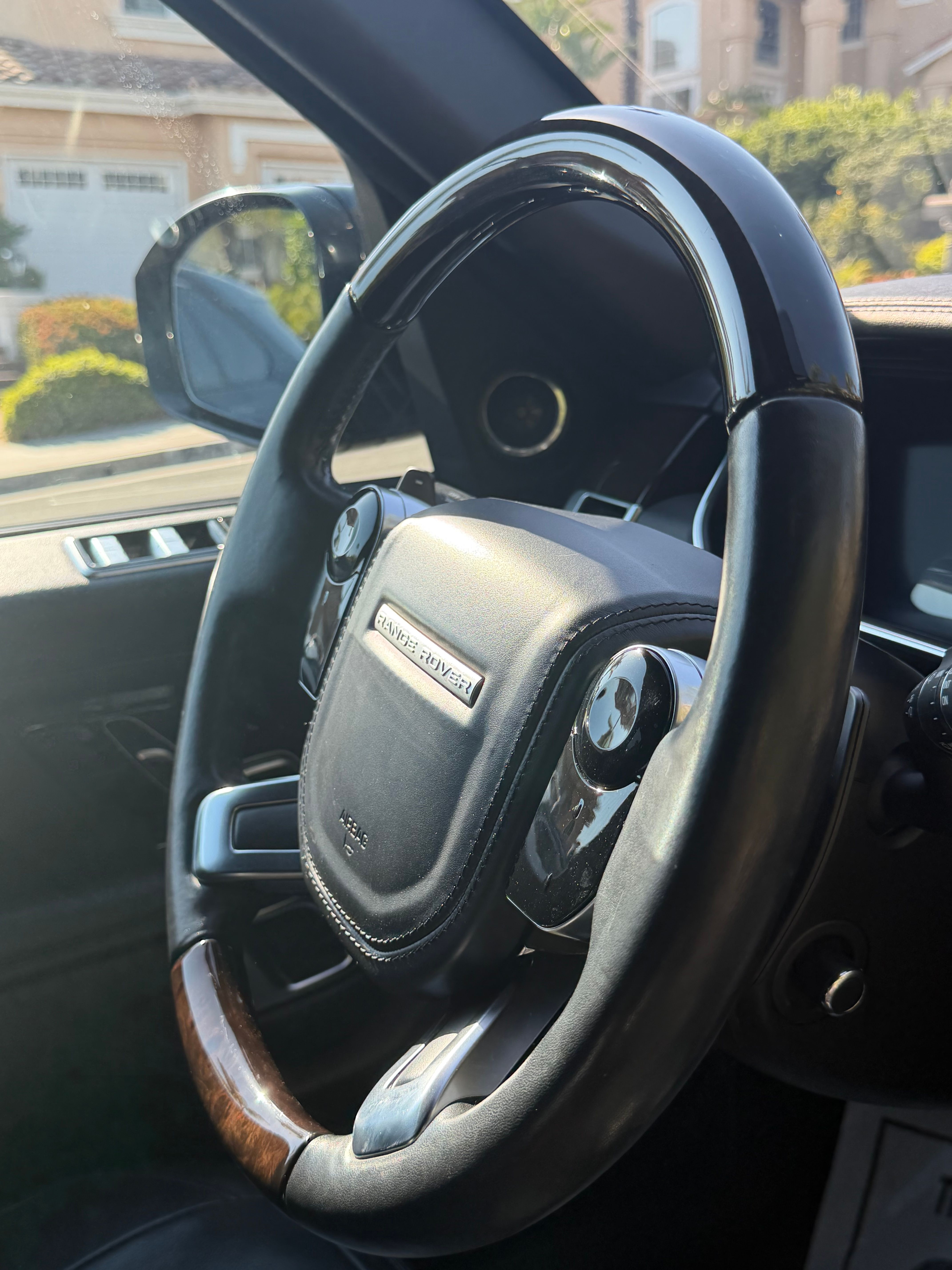 Used 2021 Land Rover Range Rover AWD/4WD image 11