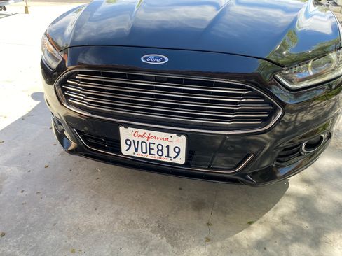 Used 2013 Ford Fusion Titanium w/ Titanium Driver Assist Pkg FWD image 2