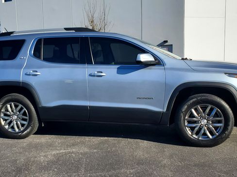Used 2017 GMC Acadia SLT image 23