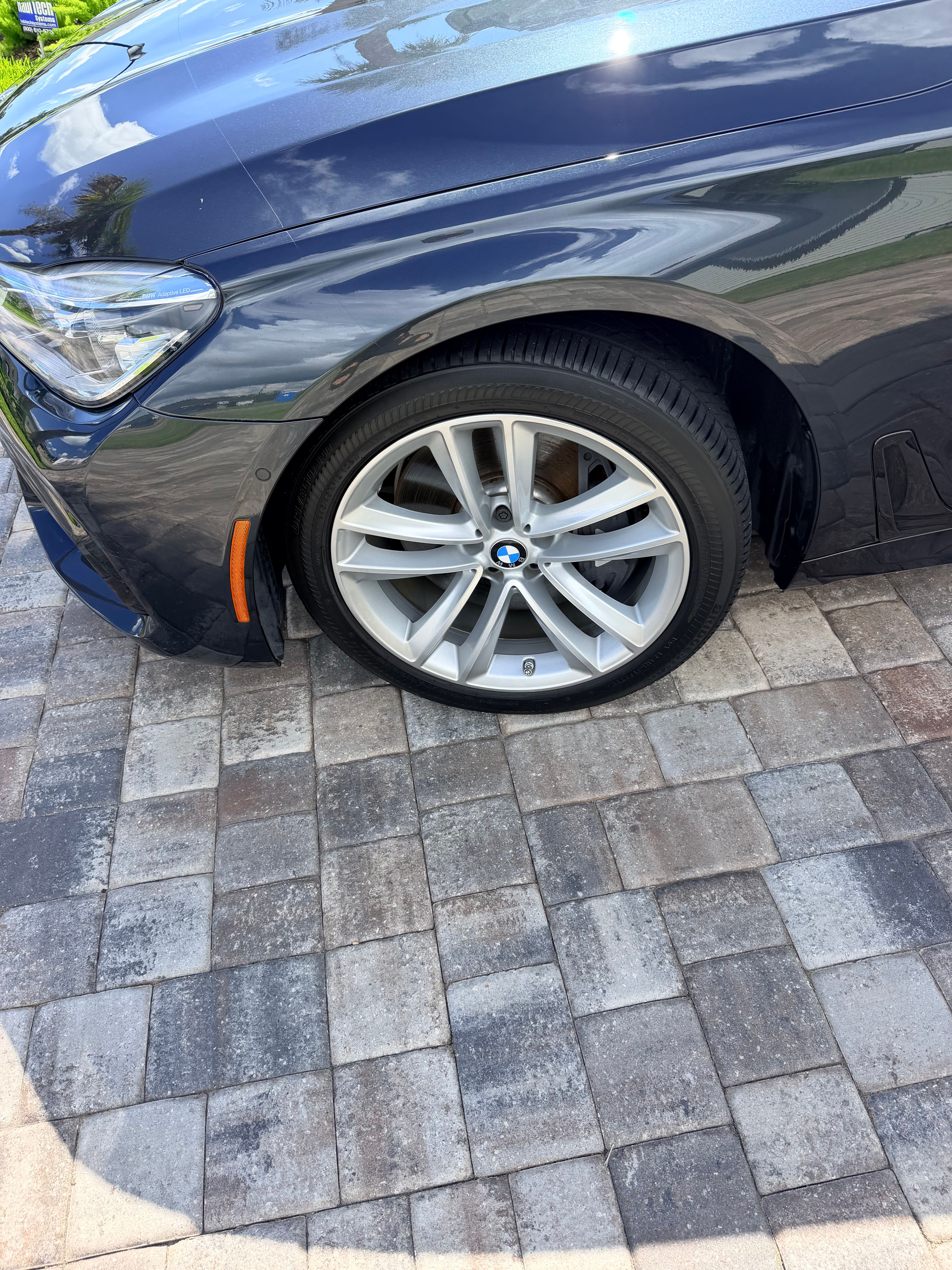 Used 2016 BMW 750i xDrive AWD/4WD image 15