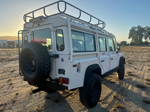 Used 1993 Land Rover Defender 110 image 15