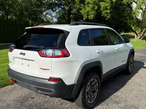 Used 2020 Jeep Cherokee Trailhawk w/ Cold Weather Group AWD/4WD image 2