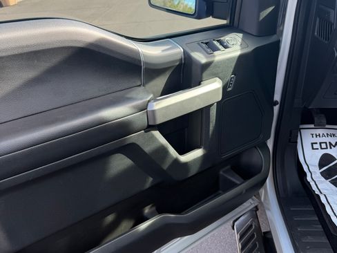 Used 2015 Ford F150 XLT w/ Equipment Group 302A Luxury image 8