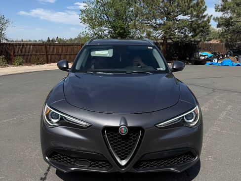 Used 2019 Alfa Romeo Stelvio Ti Lusso w/ Quick Order Package 22X Lusso AWD/4WD image 5