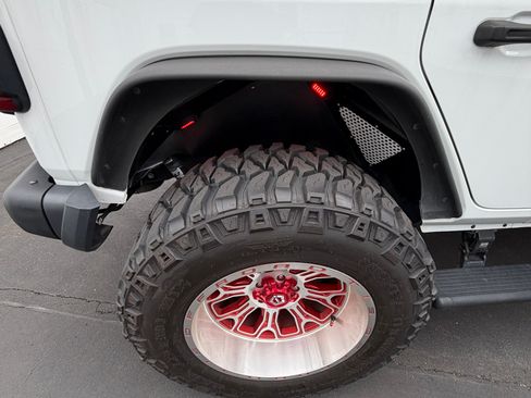 Used 2022 Jeep Wrangler Unlimited Rubicon w/ Steel Bumper Group AWD/4WD image 16