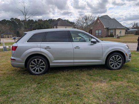Used 2017 Audi Q7 3.0T Premium Plus image 4