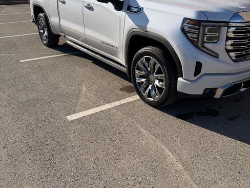 Used 2023 GMC Sierra 1500 Denali w/ Denali Reserve Package image 5