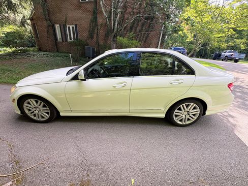 Used 2009 Mercedes-Benz C 300 4MATIC Sedan image 6