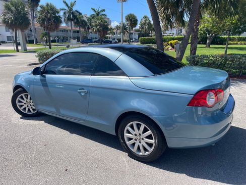 Used 2007 Volkswagen Eos 2.0T FWD image 4