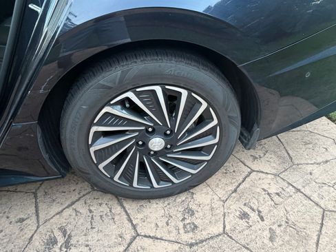 Used 2022 Hyundai Sonata Limited FWD image 16