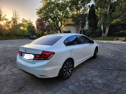 Used 2015 Honda Civic EX-L image 2
