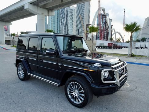 Used 2023 Mercedes-Benz G 550 image 6