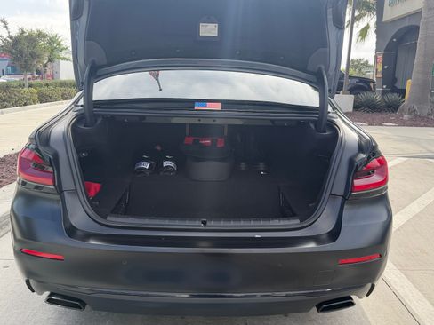 Used 2022 BMW 530e w/ Premium Package RWD image 11