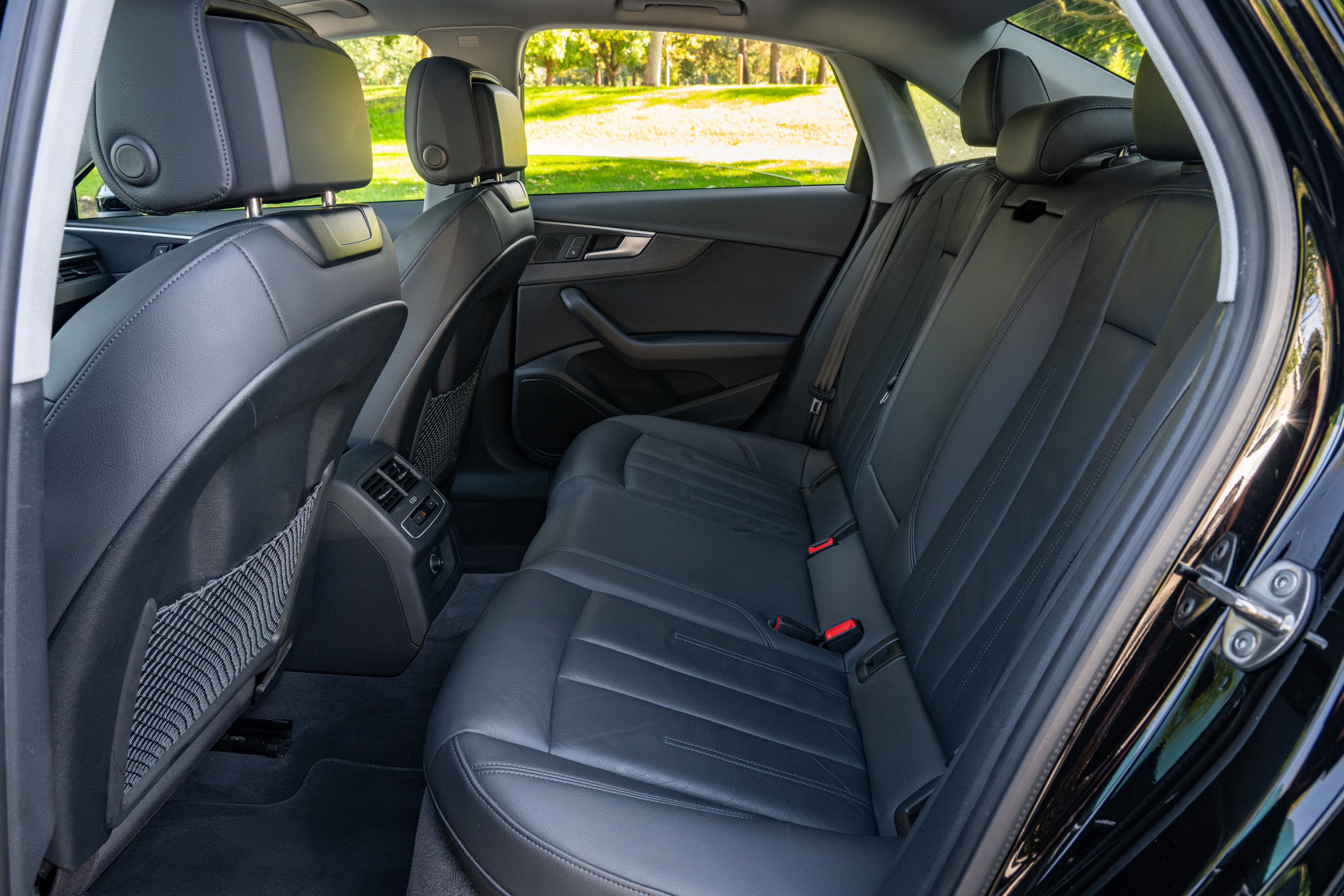Used 2019 Audi A4 2.0T Premium w/ Convenience Package FWD image 17