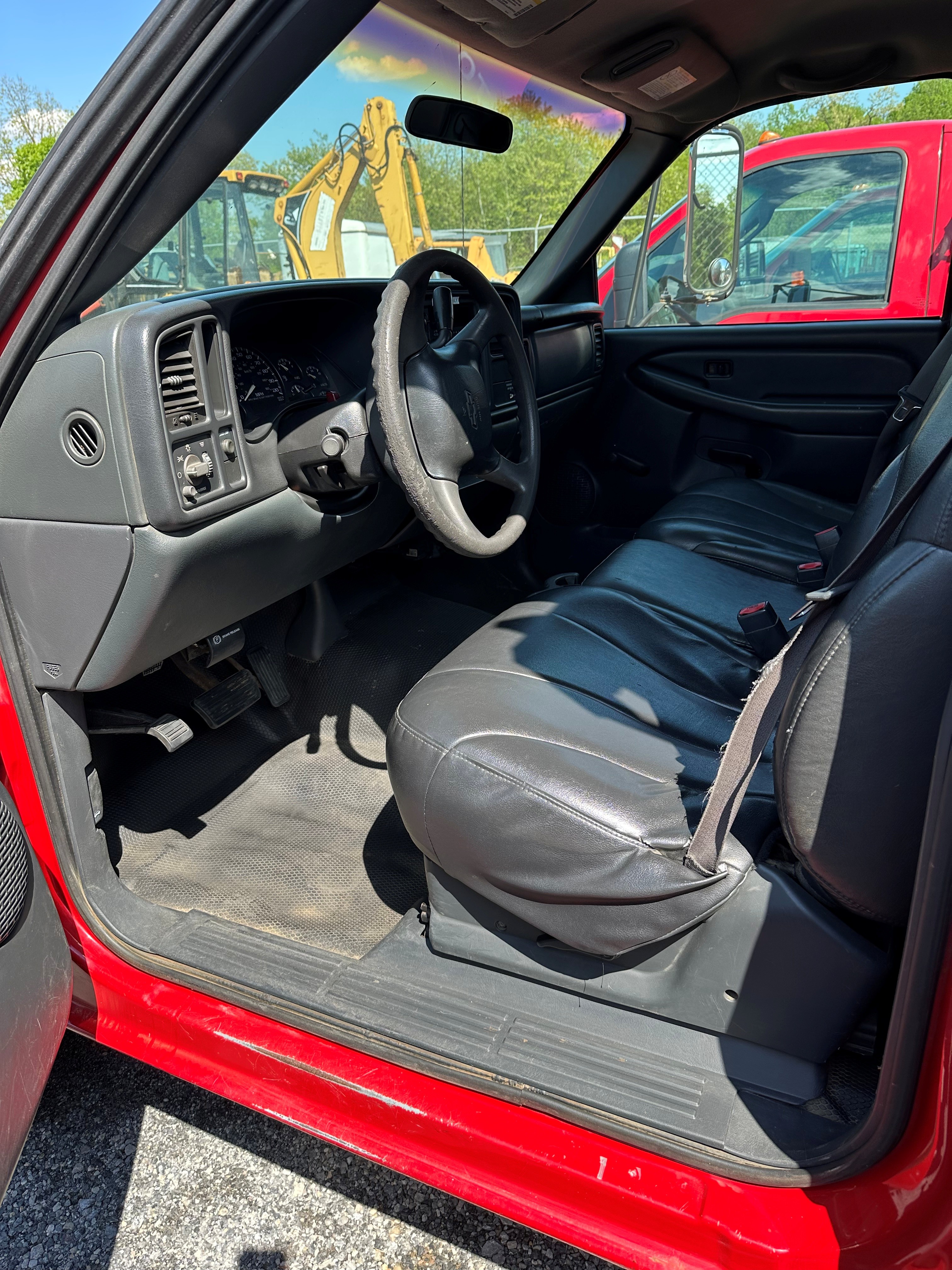 Used 2002 Chevrolet Silverado 3500 2WD Regular Cab image 6