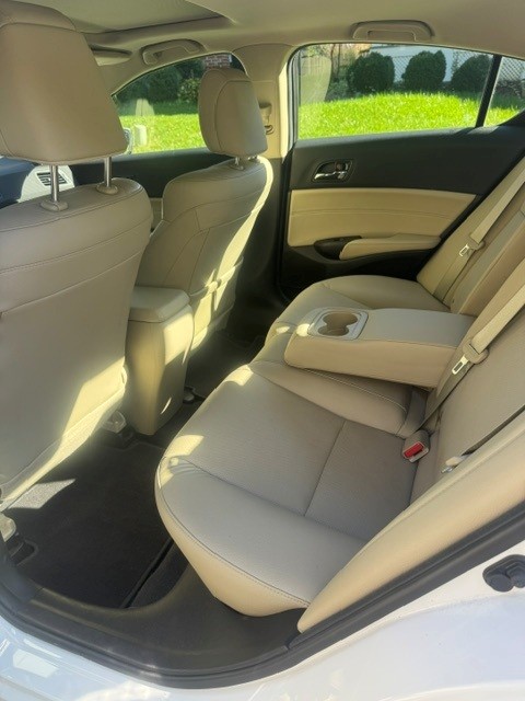 Used 2016 Acura ILX FWD image 8