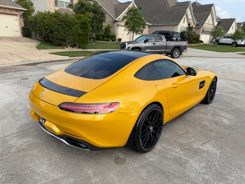 Used 2017 Mercedes-Benz AMG GT S image 23