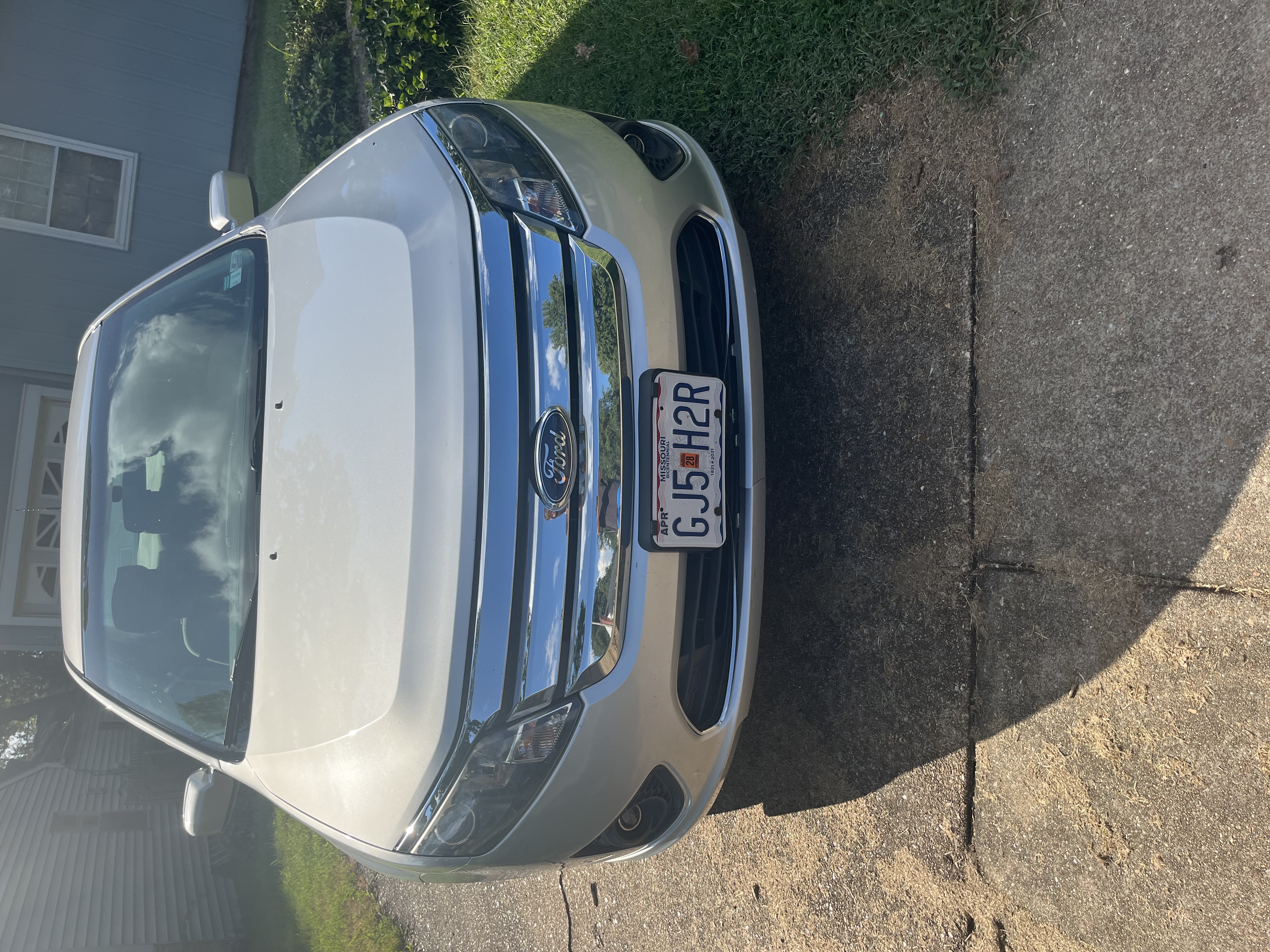 Used 2012 Ford Fusion SE FWD image 5