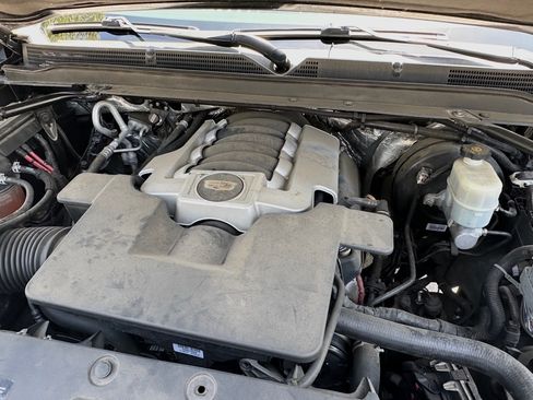 Used 2015 Cadillac Escalade ESV Platinum AWD/4WD image 15