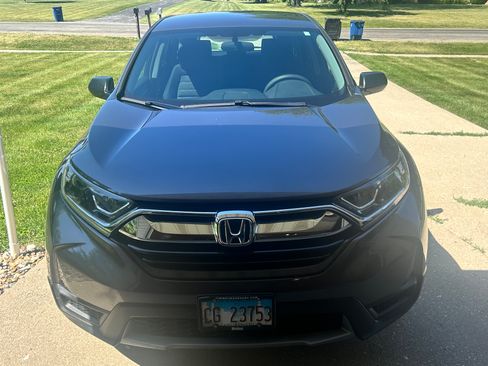 Used 2018 Honda CR-V LX image 1
