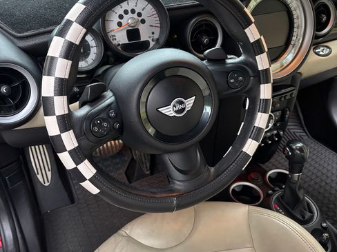 Used 2014 MINI Cooper S image 22