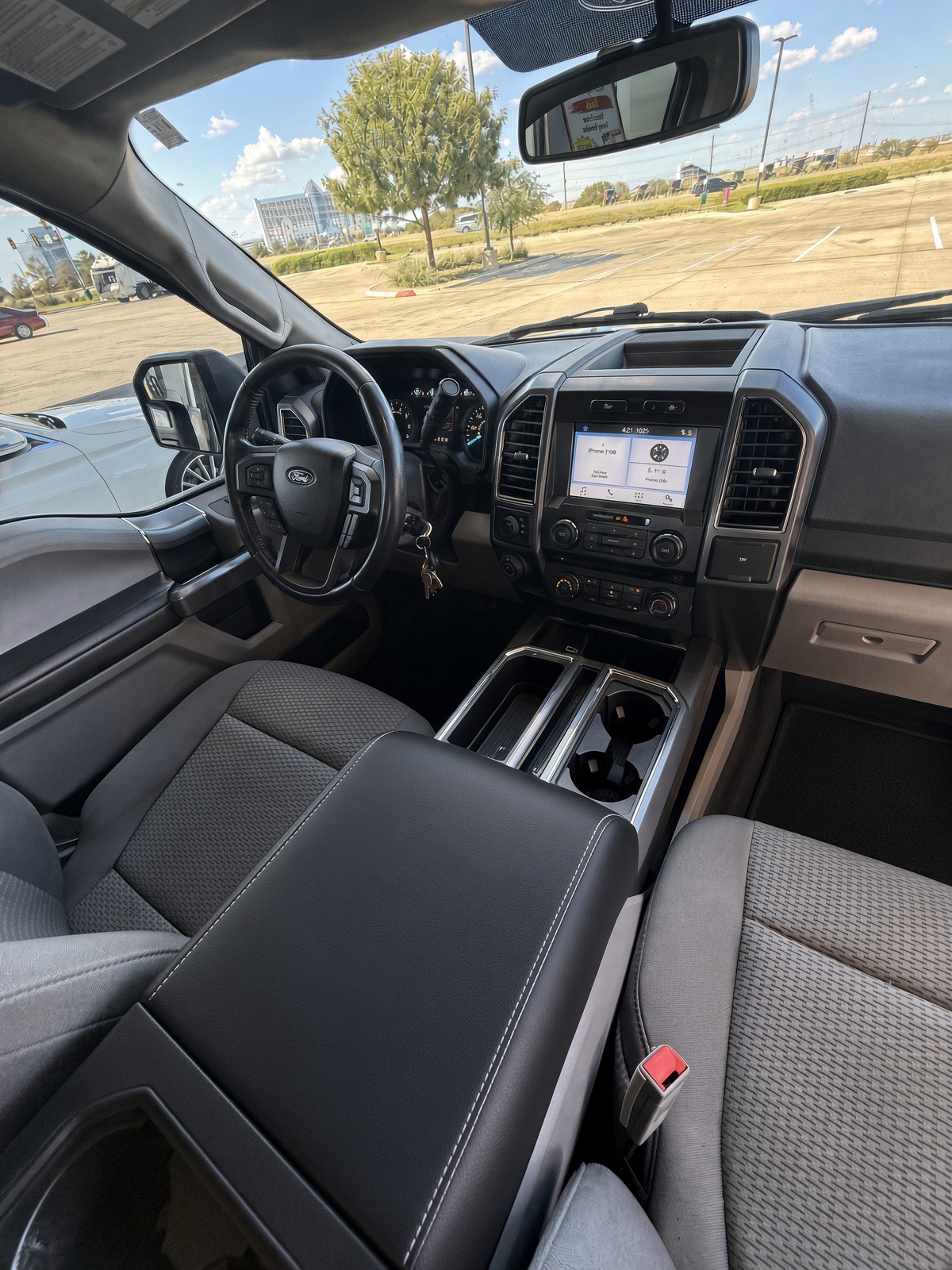 Used 2018 Ford F150 XLT w/ Equipment Group 302A Luxury AWD/4WD image 16