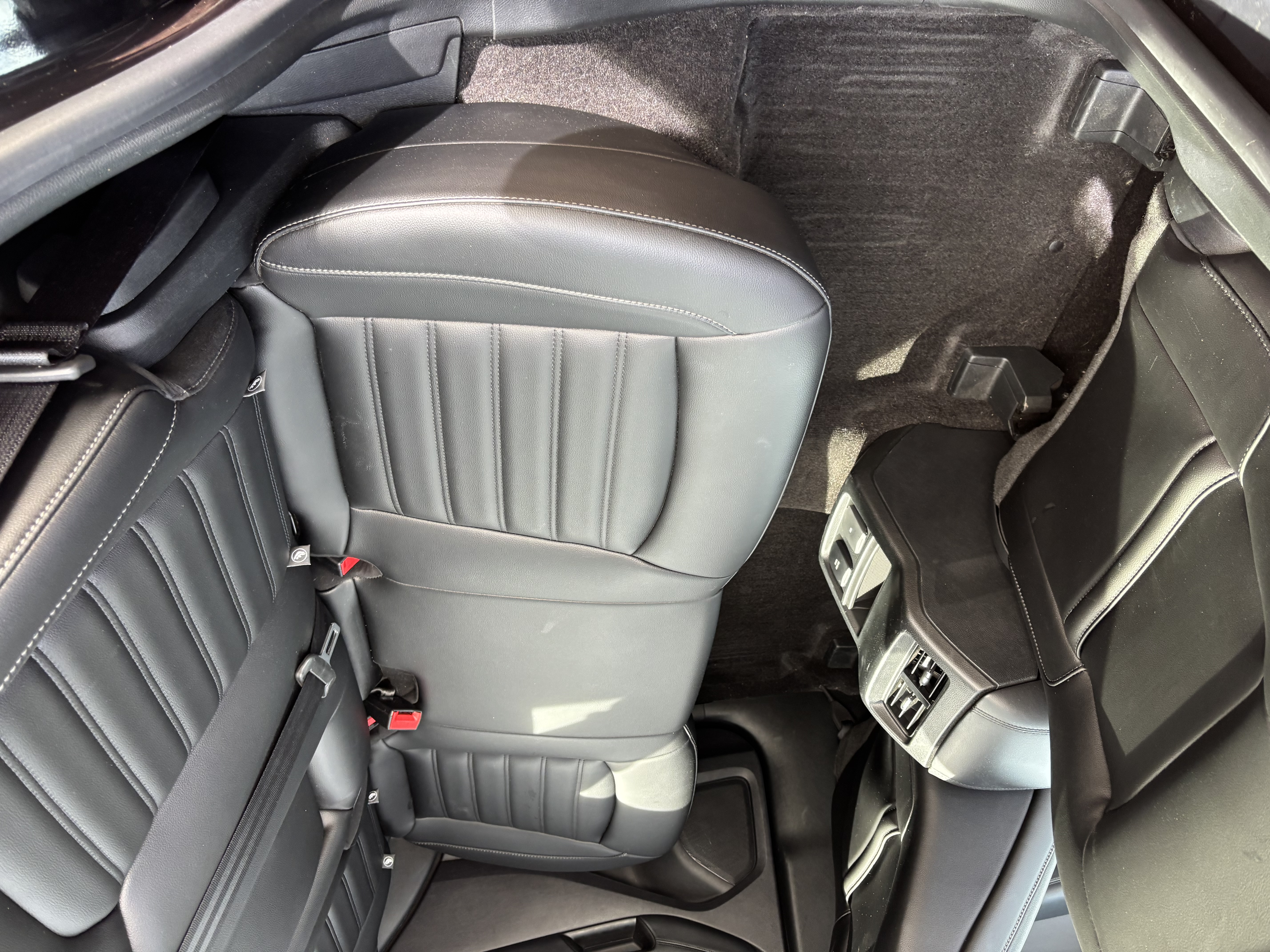 Used 2020 Ford Edge SEL w/ Convenience Package AWD/4WD image 17