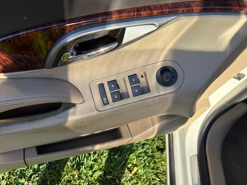 Used 2013 Buick LaCrosse Premium w/ Driver Confidence Package image 13