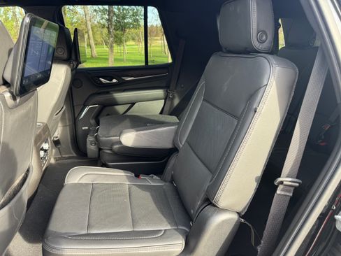 Used 2021 GMC Yukon Denali w/ Denali Premium Package image 23